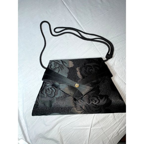 Rose Embroidery Triangle Evening Bag - Picture 5 of 5